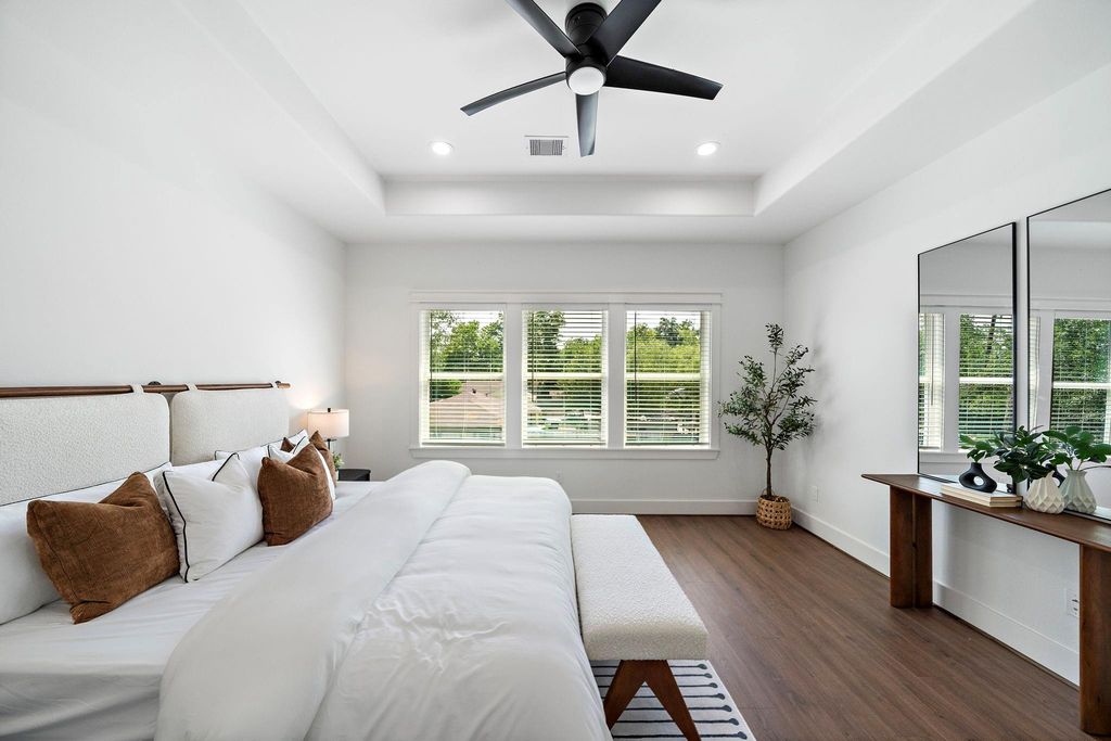 1501 De Soto St #6132 interior